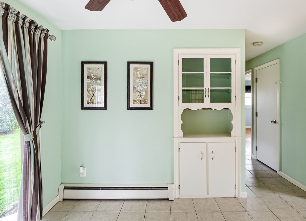 41 Thornton Road Worcester, MA 01606 - Photo 7 of 27 Gallery Image 7