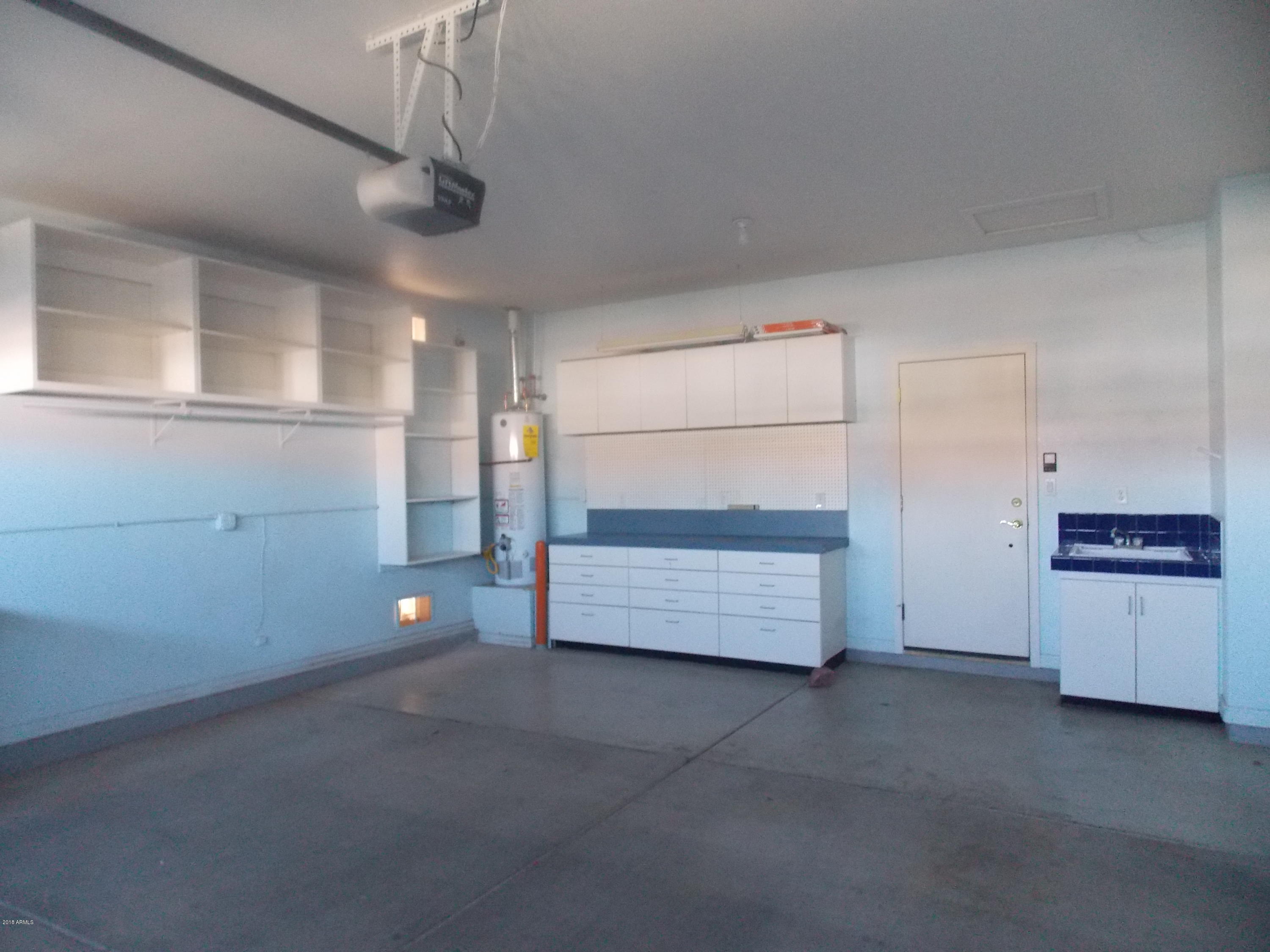 1841 East Sycamore Road Casa Grande, AZ 85122 - Photo 14 of 17 Garage