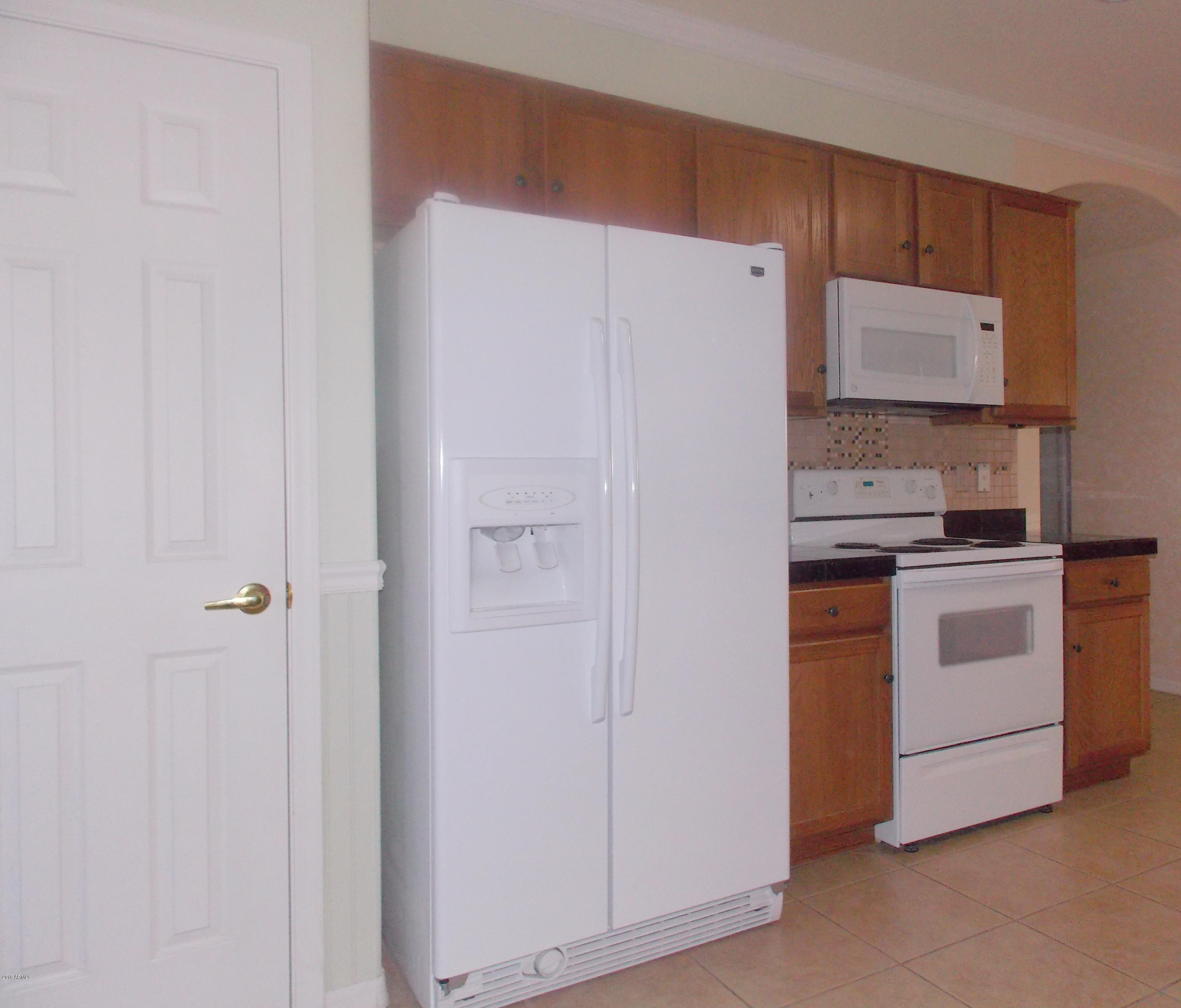 1841 East Sycamore Road Casa Grande, AZ 85122 - Photo 4 of 17 Kitchen