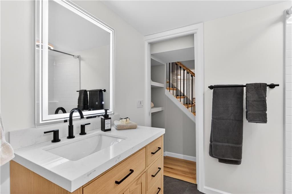 7177 Shannon Road Verona, PA 15147 - Photo 33 of 49 Bathroom, Lower Level full bath with shower