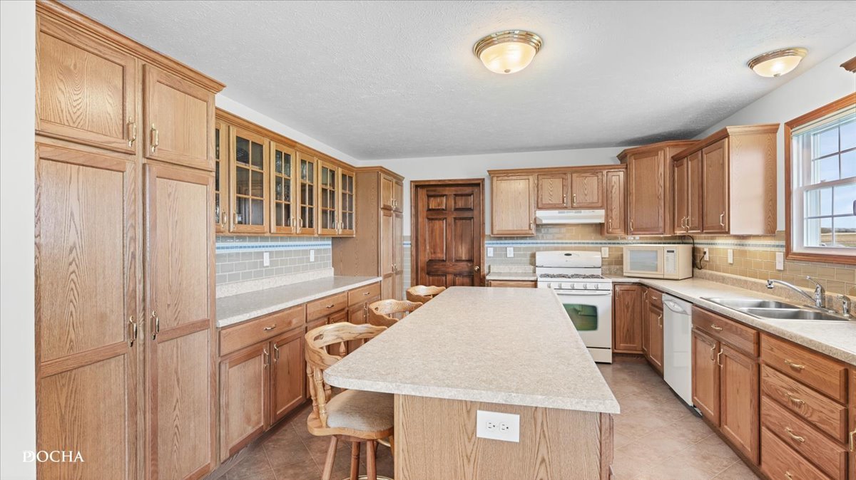 2136 North 34th Road Ottawa, IL 61350 - Photo 7 of 50