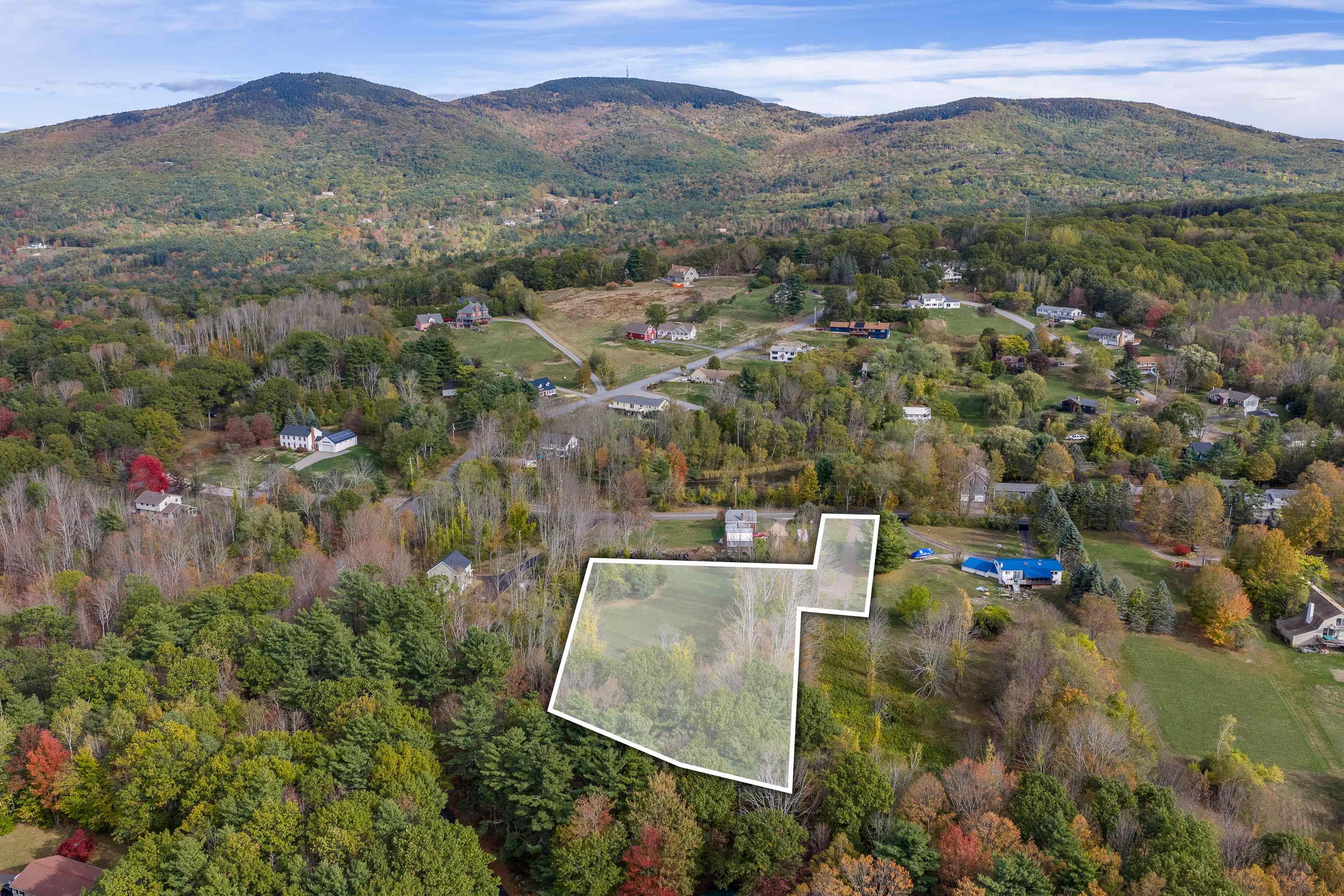 15 Swain Road Gilford, NH 03249 - Photo 11 of 22 Gallery Image 11