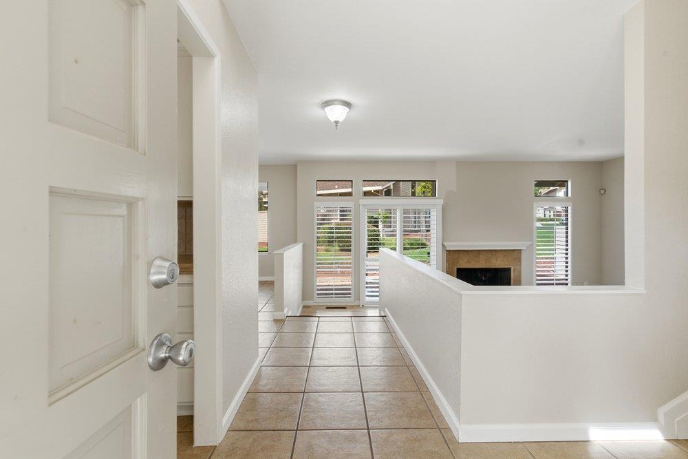 480 Ridgemark Drive Hollister, CA 95023 - Photo 6 of 37