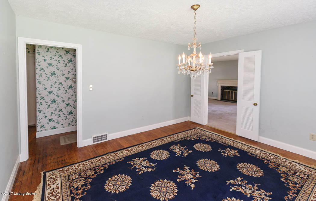 4522 Blenheim Road Louisville, KY 40207 - Photo 19 of 33 019