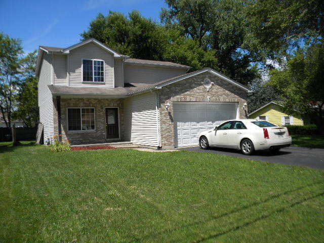 35674 North Helendale Road Ingleside, IL 60041 - Photo 2 of 16