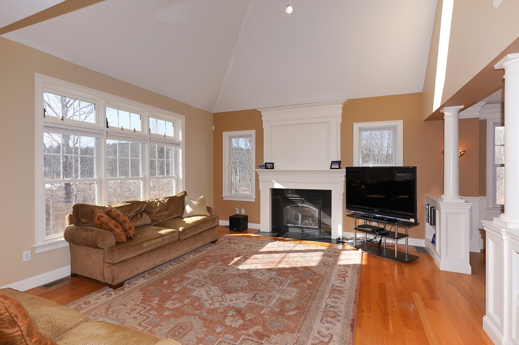 6 Old County Road, Unit 12 Sudbury, MA 01776 - Photo 10 of 30 Gallery Image 10