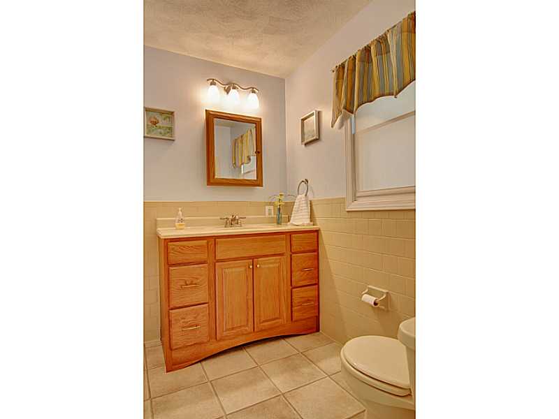 697 Lower River Road Lincoln, RI 02865 - Photo 13 of 25 Bathroom. 1/2 BATH OFF MUD ROOM