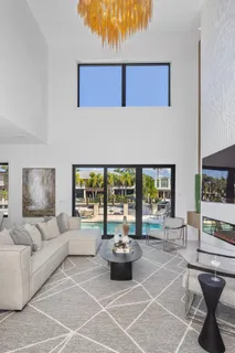 $5,999,995 | 620 Coral Way, Fort Lauderdale, FL 33301