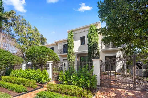 $5,999,995 | 620 Coral Way, Fort Lauderdale, FL 33301