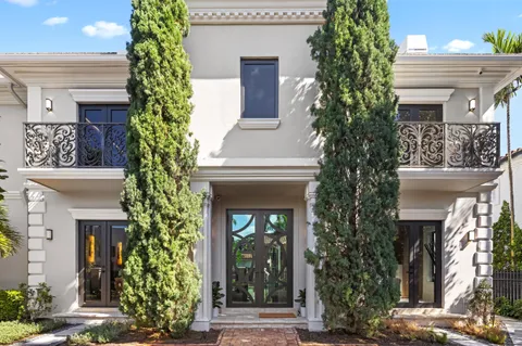 $5,999,995 | 620 Coral Way, Fort Lauderdale, FL 33301