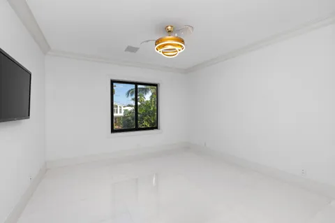 $5,999,995 | 620 Coral Way, Fort Lauderdale, FL 33301