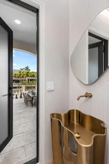 $5,999,995 | 620 Coral Way, Fort Lauderdale, FL 33301