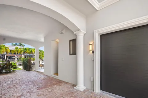 $5,999,995 | 620 Coral Way, Fort Lauderdale, FL 33301