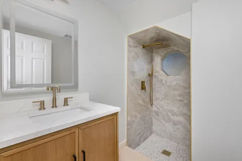 $5,999,995 | 620 Coral Way, Fort Lauderdale, FL 33301