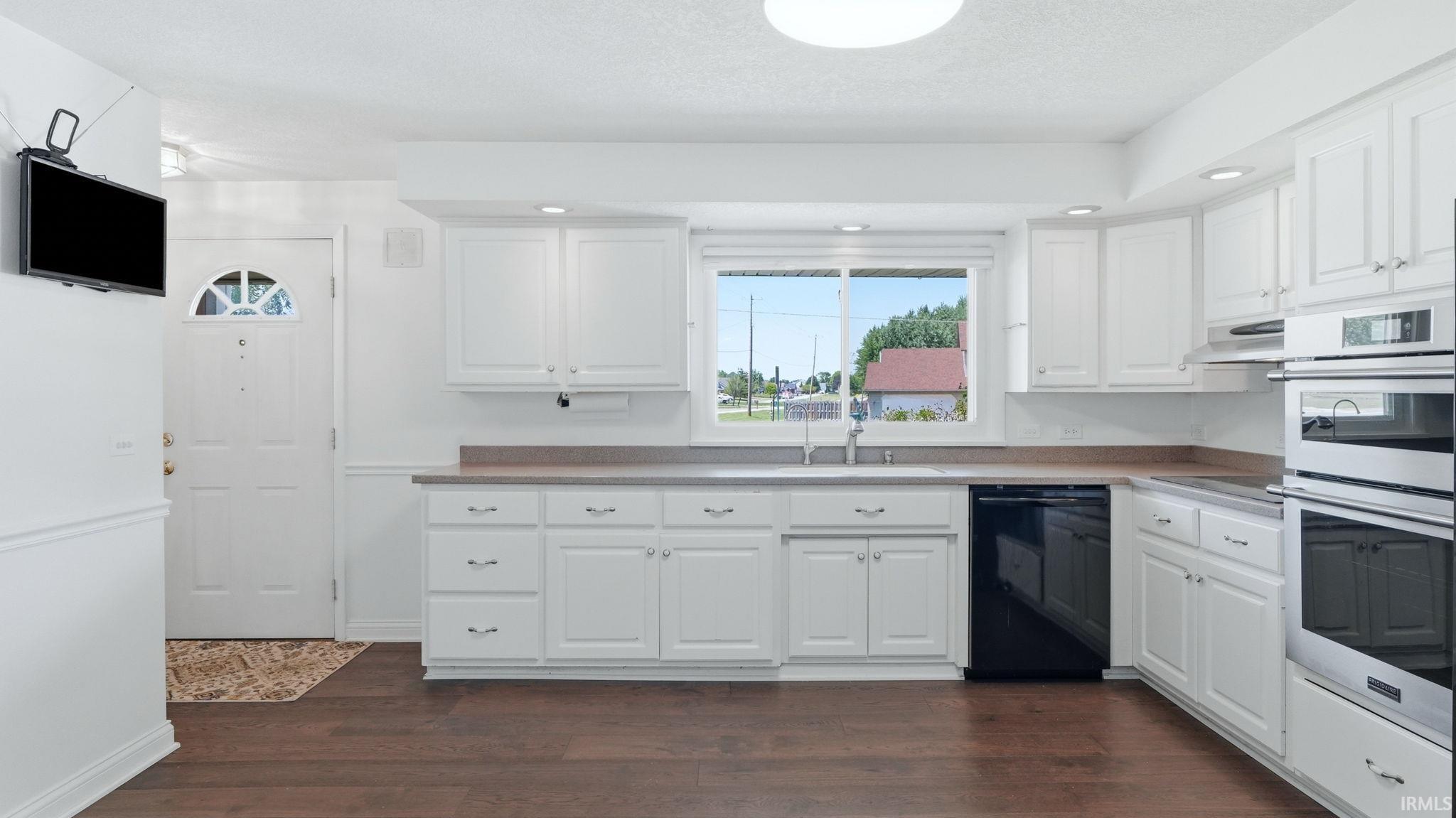 10012 Hosler Road Leo, IN 46765 - Photo 16 of 43