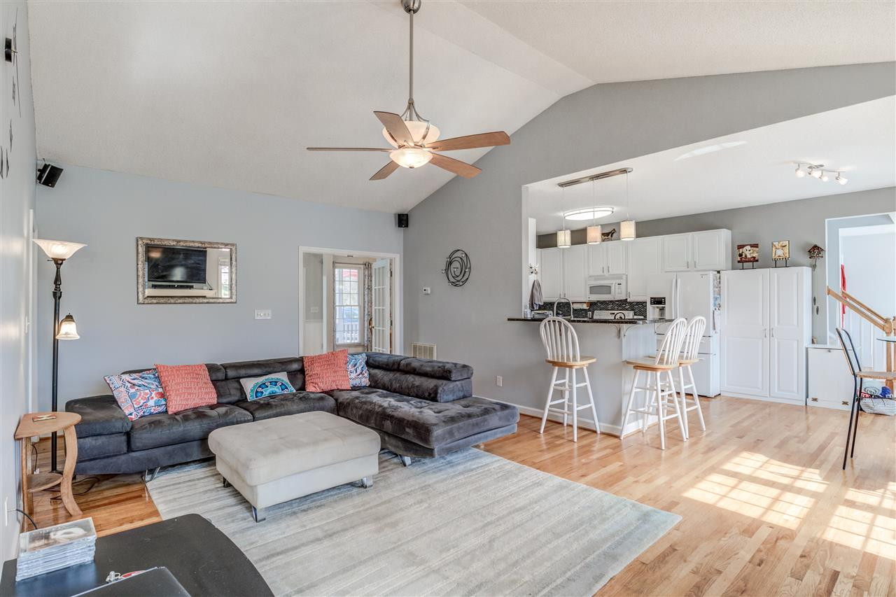 1073 Loop Road Clayton, NC 27527 - Photo 13 of 28 Photo 13