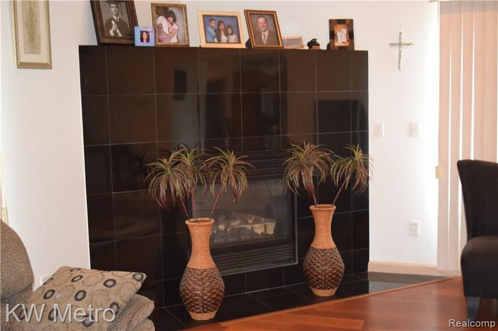 2254 Chicago Road Warren, MI 48092 - Photo 13 of 21