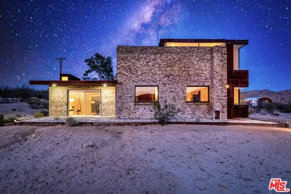 $1,850,000 | 63131 Rocking Chair Road, Joshua Tree, CA 92252