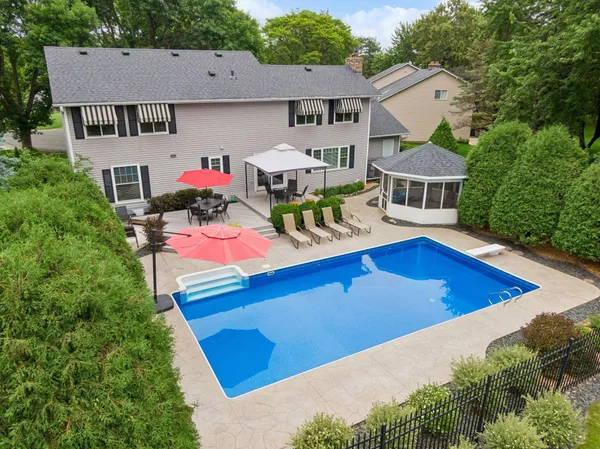 $499,900 | 10673 Monticello Lane North, Maple Grove, MN 55369