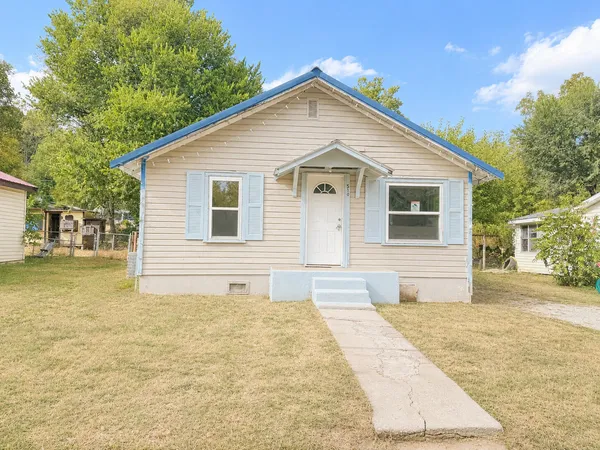 $70,000 | 510 4th Street, Anderson, MO 64831