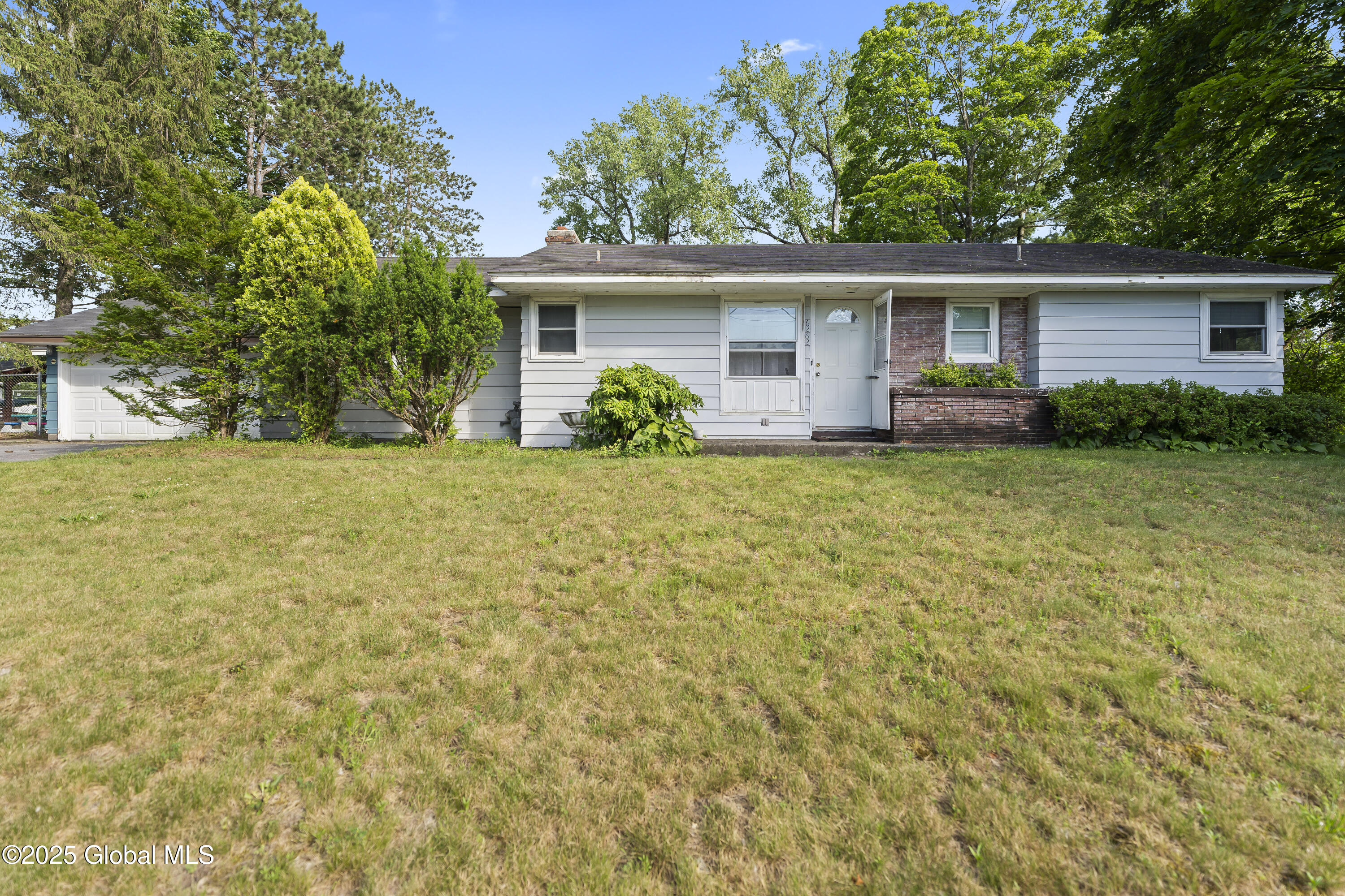 6262 Johnston Rd pics