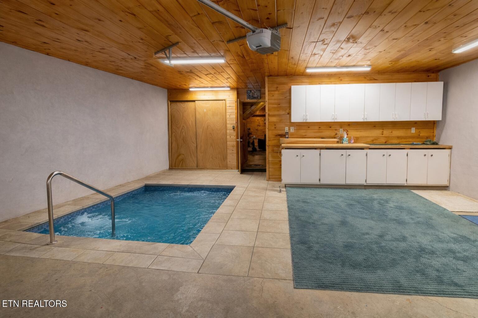 3341 Sugar Maple Loop Road Sevierville, TN 37862 - Photo 54 of 60 Virtual staged Indoor pool (1)