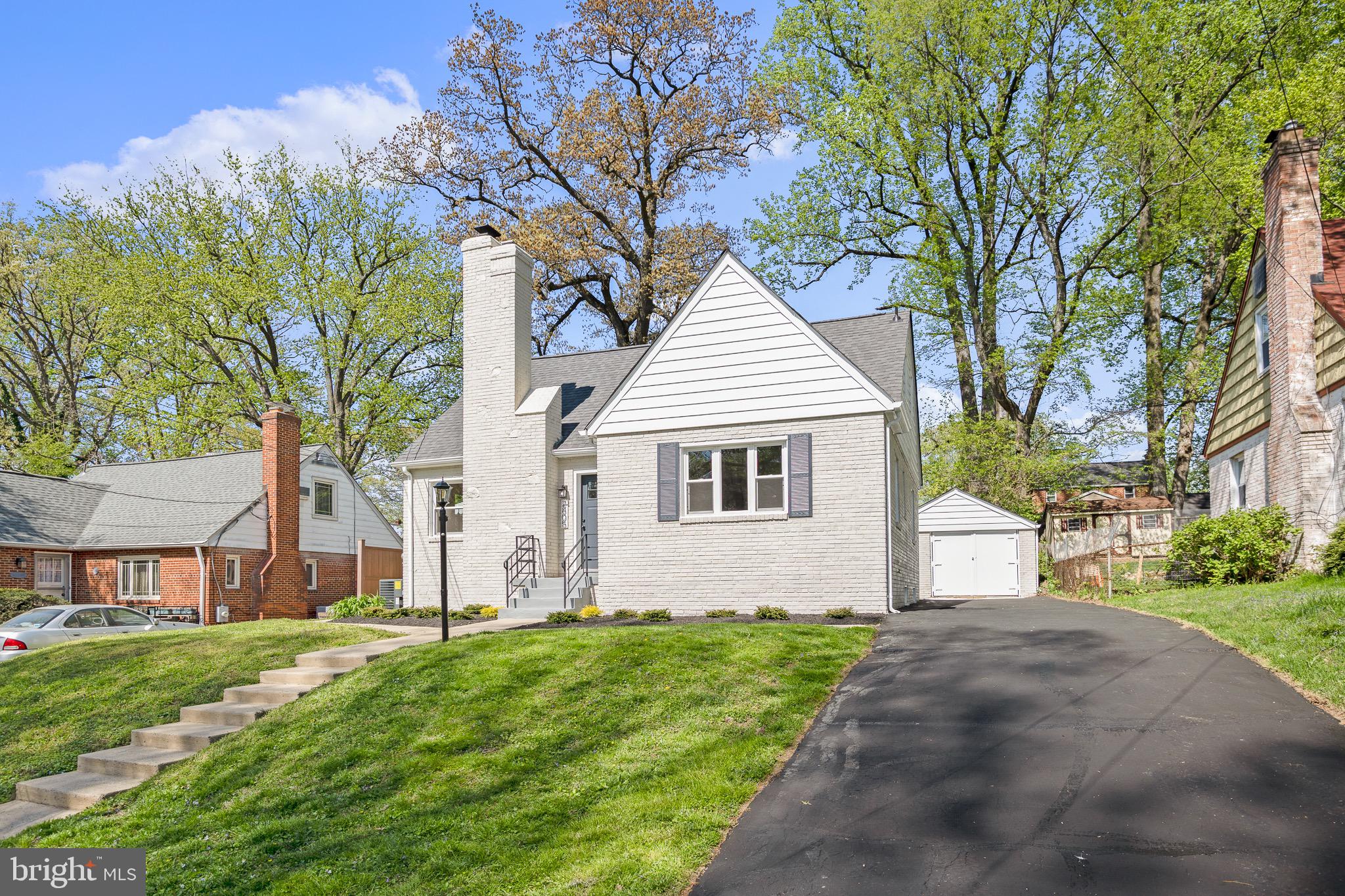 2805 Byron Street Silver Spring, MD 20902 - Photo 2 of 28