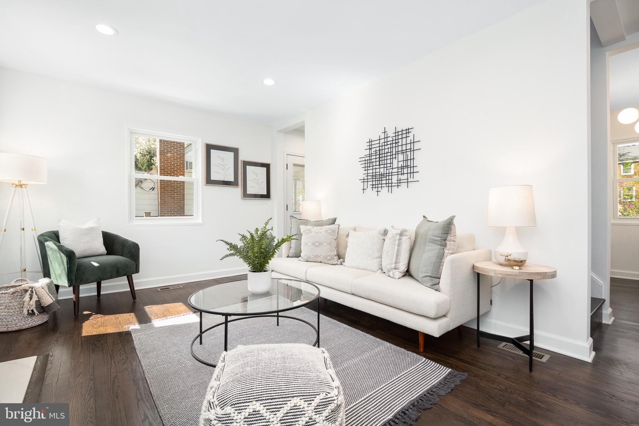 2805 Byron Street Silver Spring, MD 20902 - Photo 4 of 28