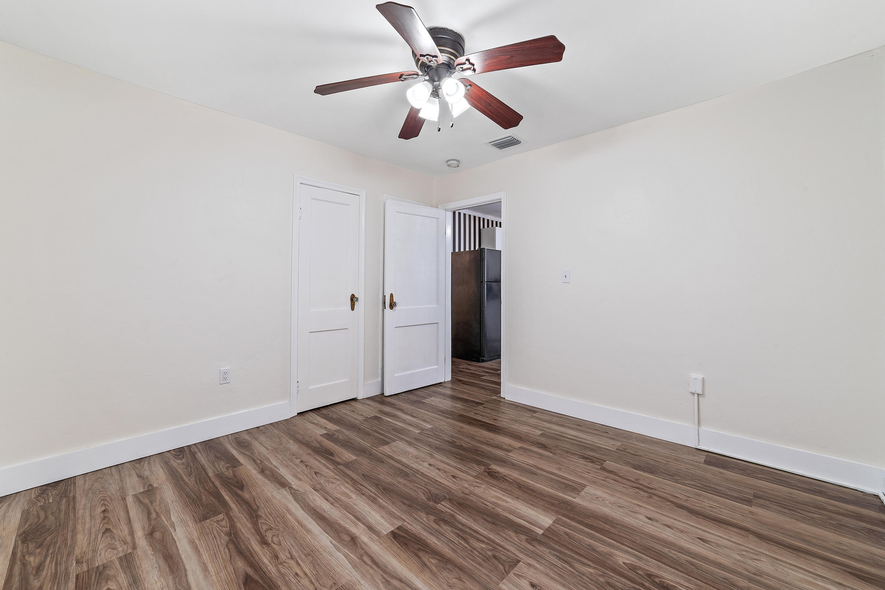 40 West 10th Street Riviera Beach, FL 33404 - Photo 11 of 37 _DSC8308