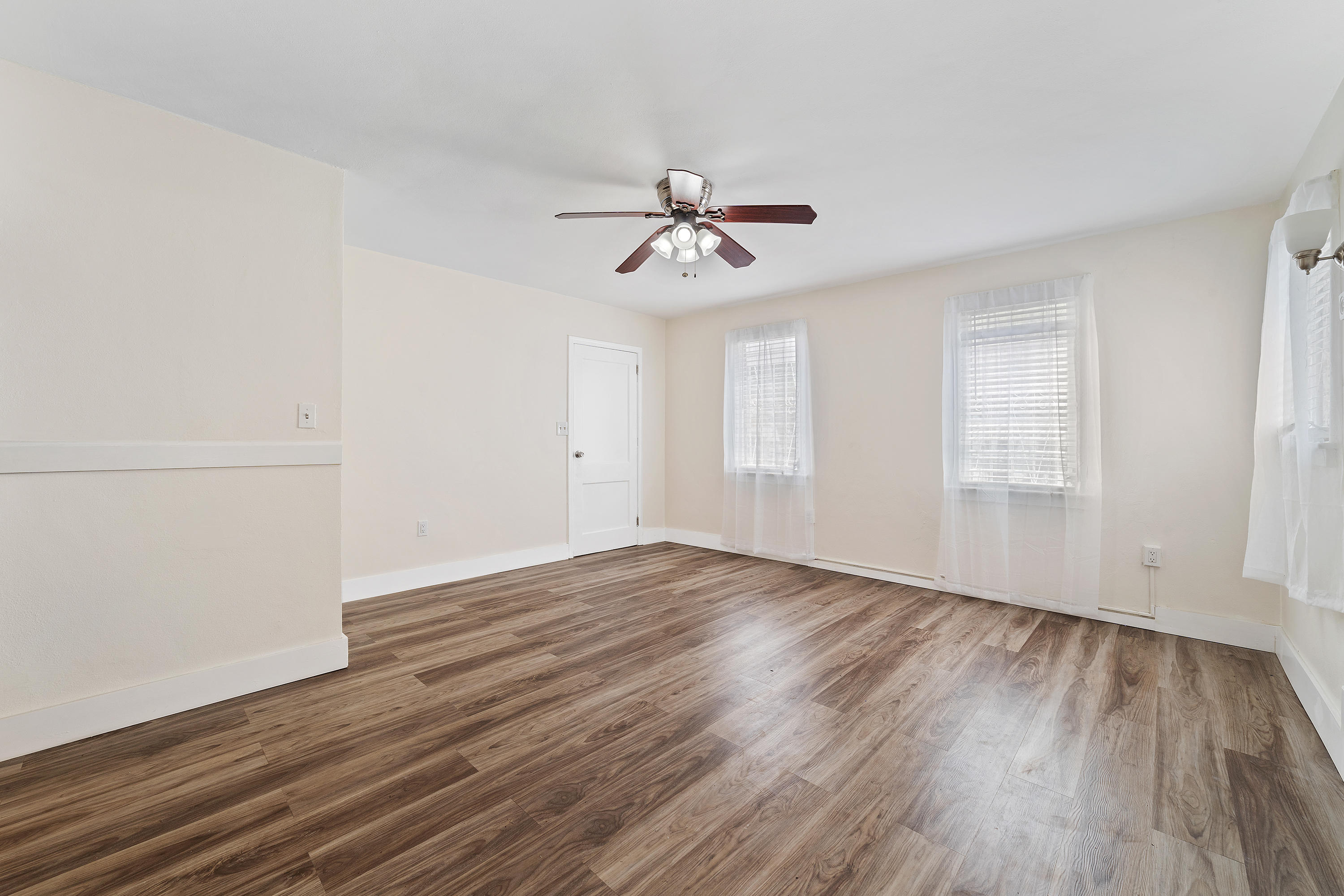 40 West 10th Street Riviera Beach, FL 33404 - Photo 19 of 37 _DSC8368
