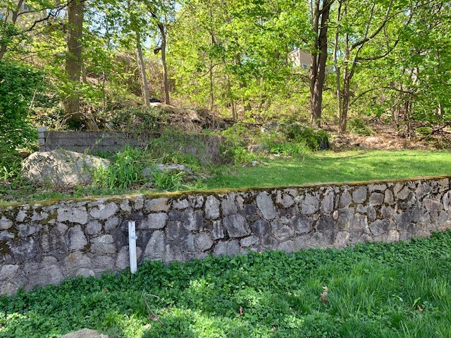 247 Paradis Avenue Woonsocket, RI 02895 - Photo 29 of 32 Gallery Image 29