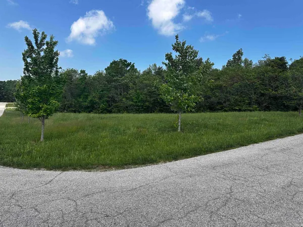 $115,000 | 2110 West Dark Hollow Road, Bloomington, IN 47403