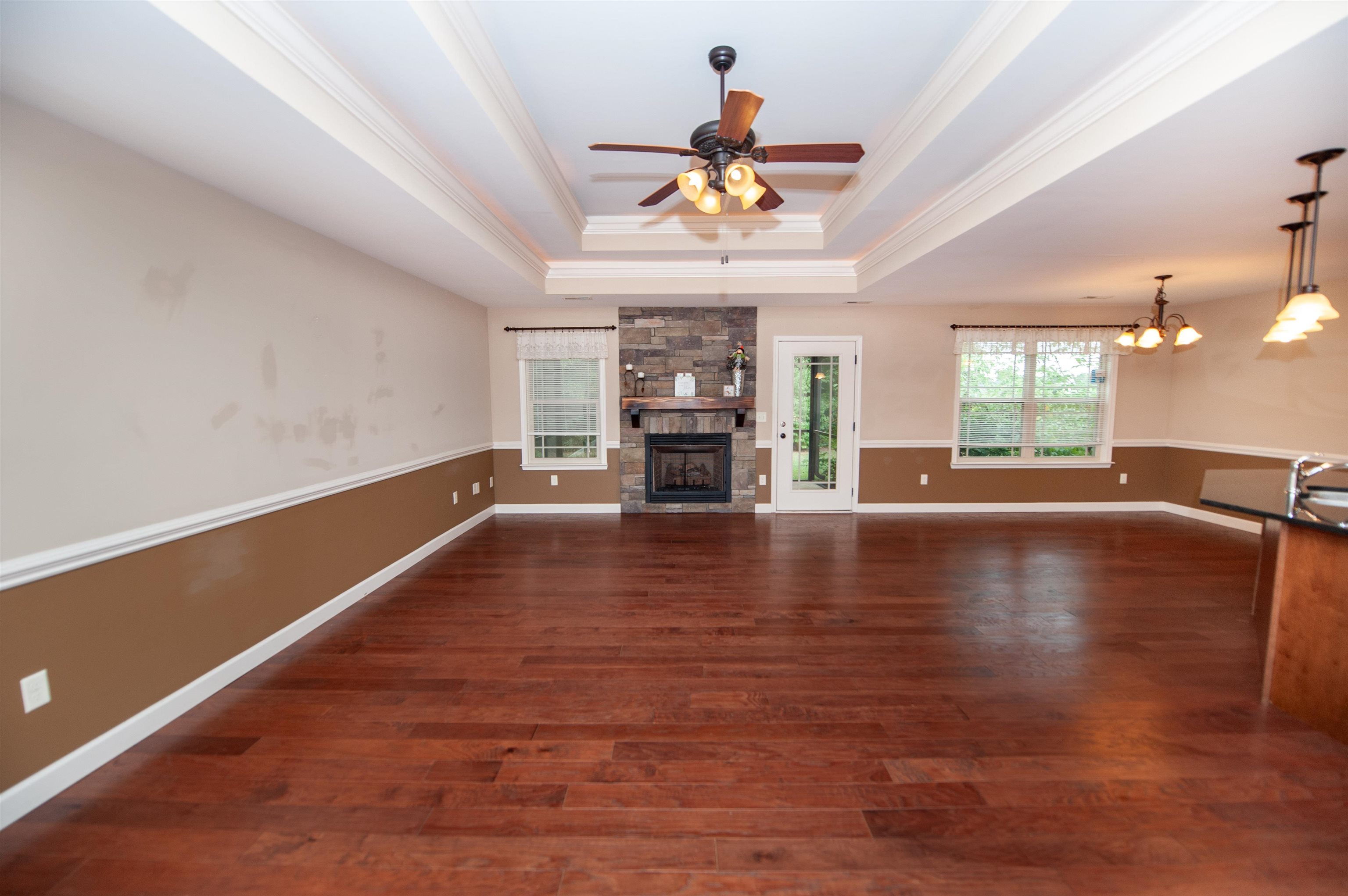 215 Longmont Drive Boiling Springs, SC 29316 - Photo 2 of 38