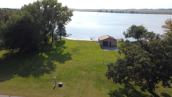 $199,900 | 27361 Oak Point Road, Elbow Lake, MN 56531
