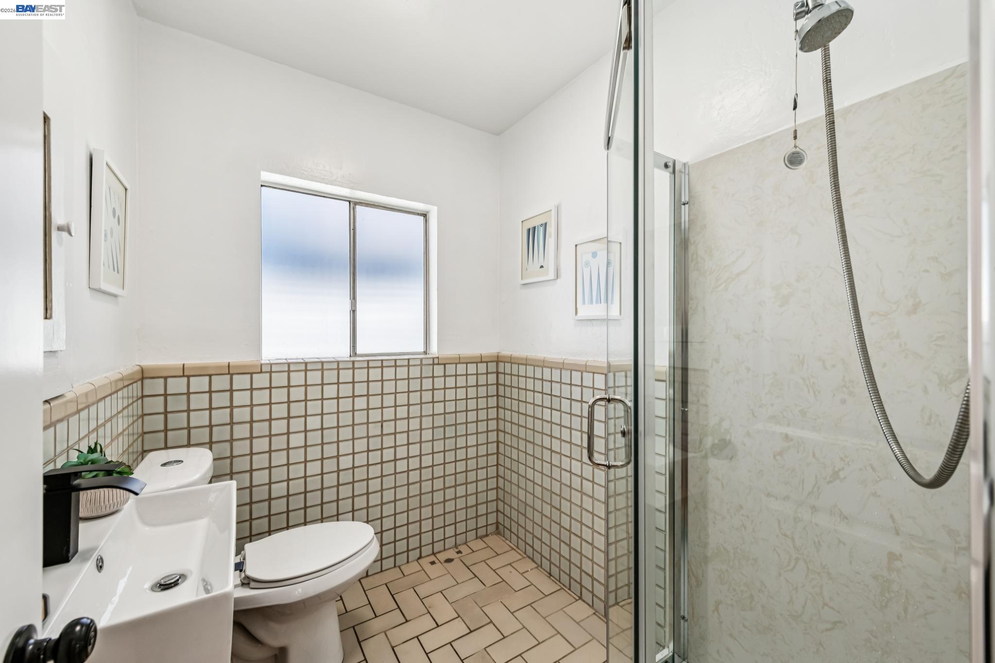 1349 Hearst Avenue Berkeley, CA 94702 - Photo 13 of 36