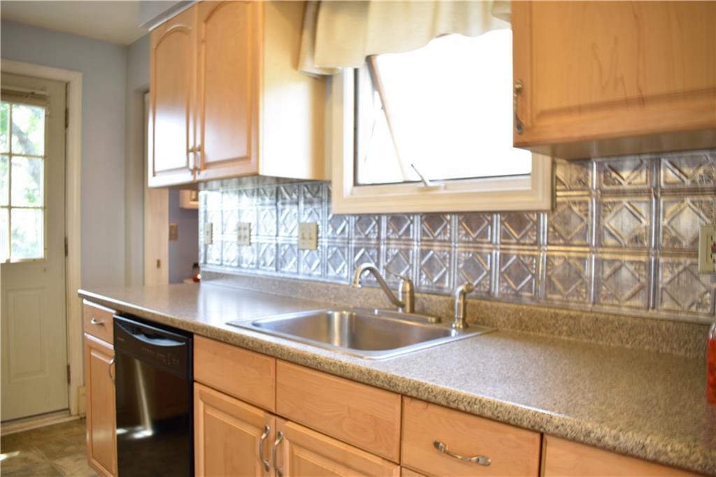 12 Greenaway Avenue Springvale, ME 04083 - Photo 9 of 30 Photo