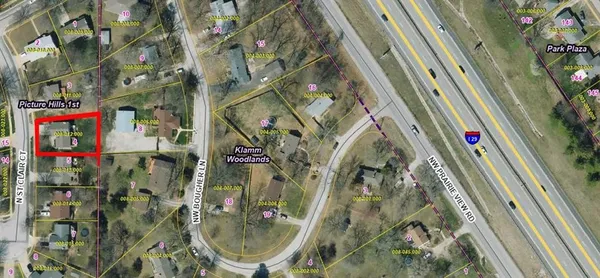 $349,900 | 6721 North St Clair Court, Kansas City, MO 64151