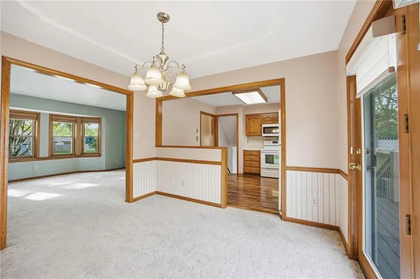 $349,900 | 6721 North St Clair Court, Kansas City, MO 64151