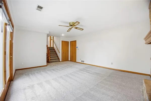 $349,900 | 6721 North St Clair Court, Kansas City, MO 64151