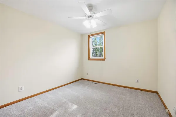 $349,900 | 6721 North St Clair Court, Kansas City, MO 64151