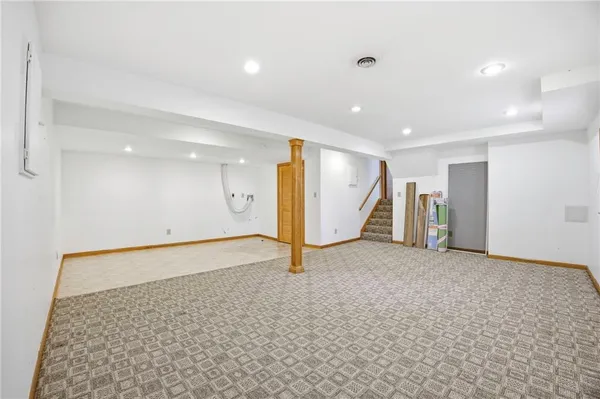 $349,900 | 6721 North St Clair Court, Kansas City, MO 64151