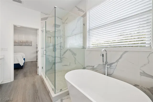 a view of entryway and workspace