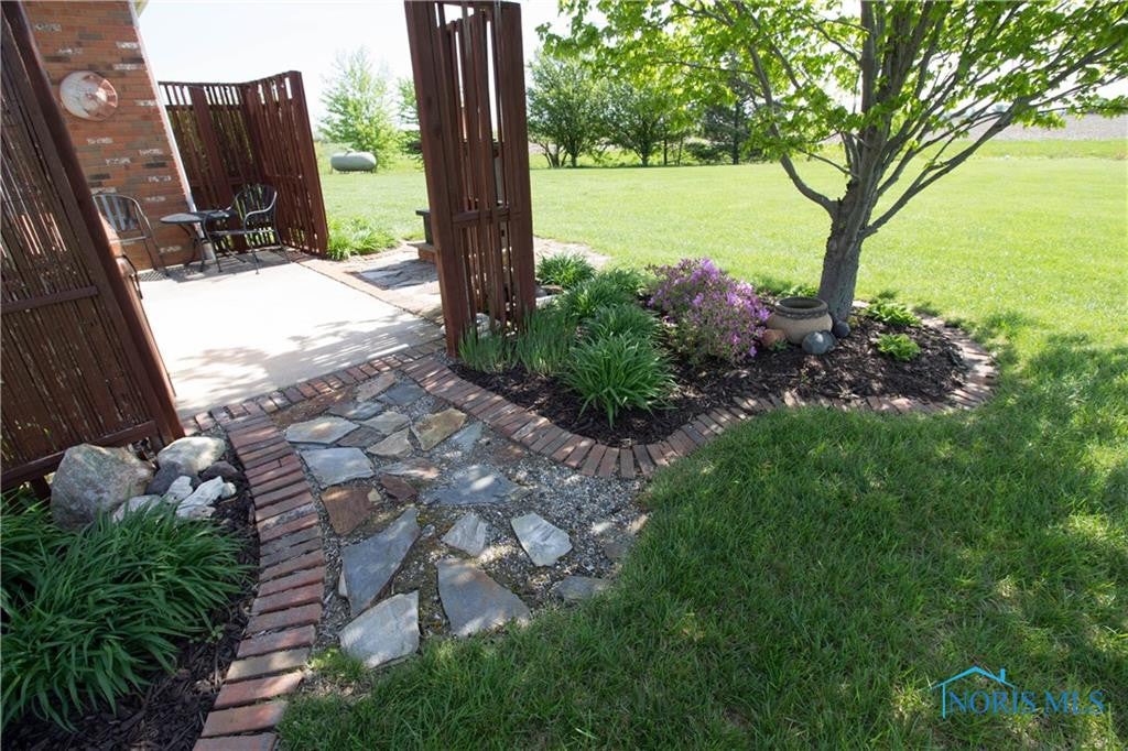 23810 Dunbridge Road Perrysburg, OH 43551 - Photo 32 of 33 Gallery Image 32