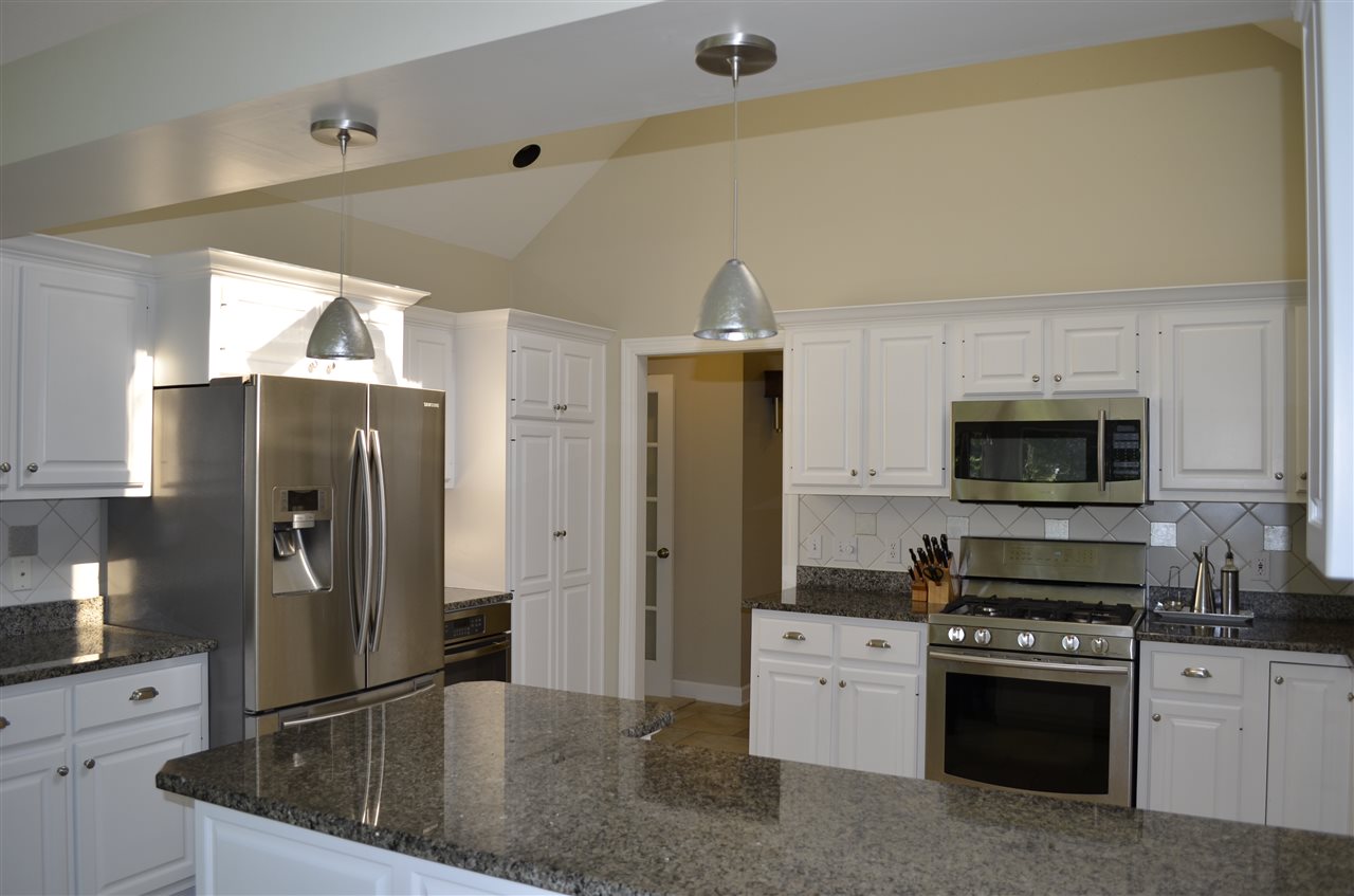 3815 West Hamilton Road South Fort Wayne, IN 46814 - Photo 13 of 36