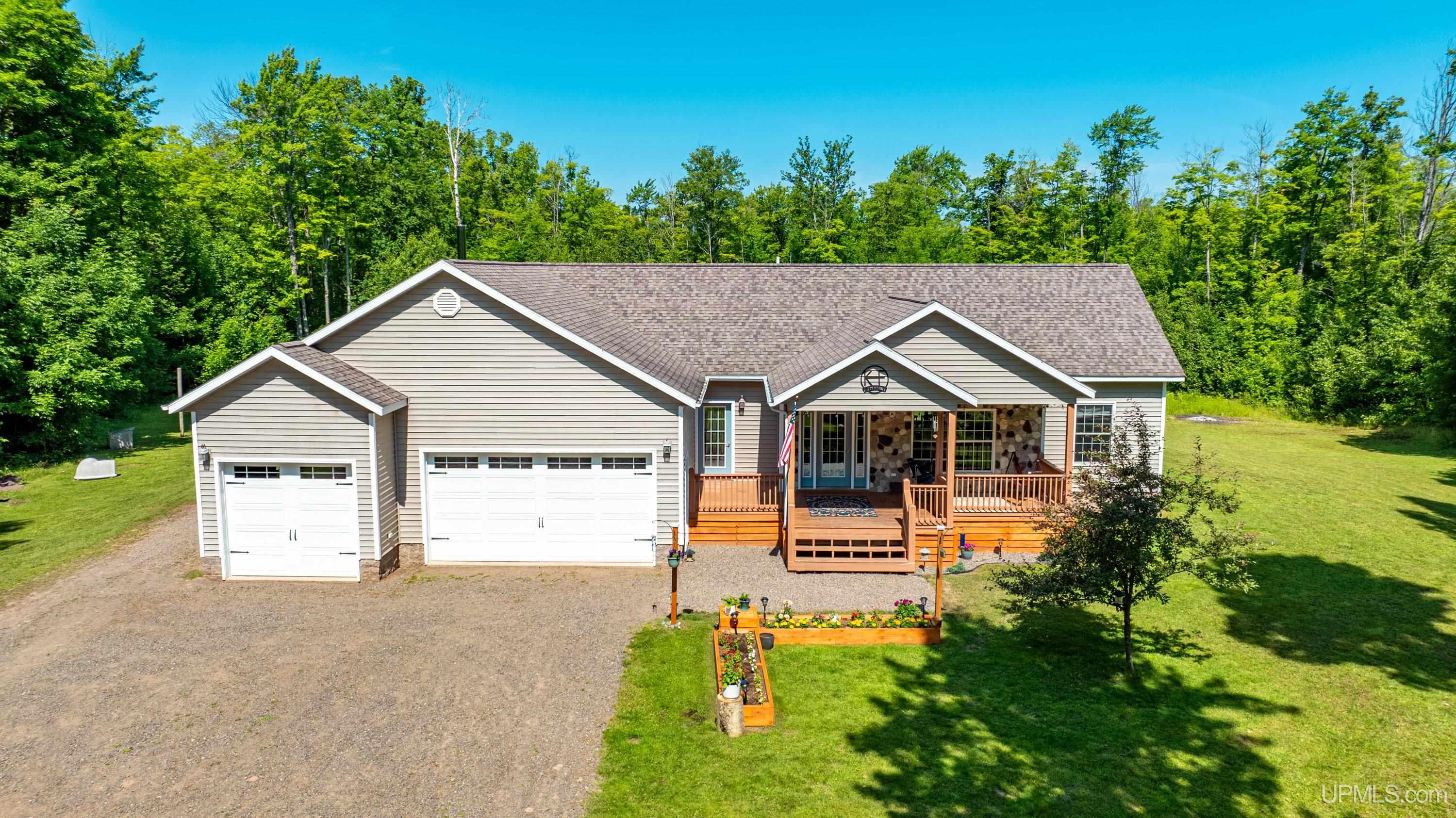 17423 Ford Farm Road Lanse, MI 49946 - Photo 1 of 83