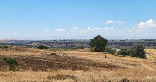 $200,000 | 1250 East (parcel 2), Buhl, ID 83316