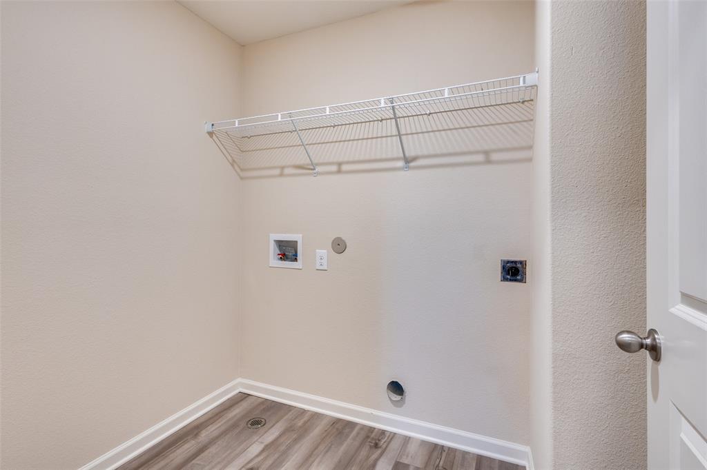 2256 Cashmere Way Princeton, TX 75407 - Photo 30 of 36 a view of a small space