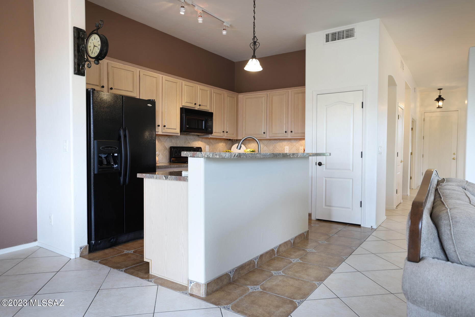 153 West Red Pepper Place Oro Valley, AZ 85755 - Photo 17 of 43