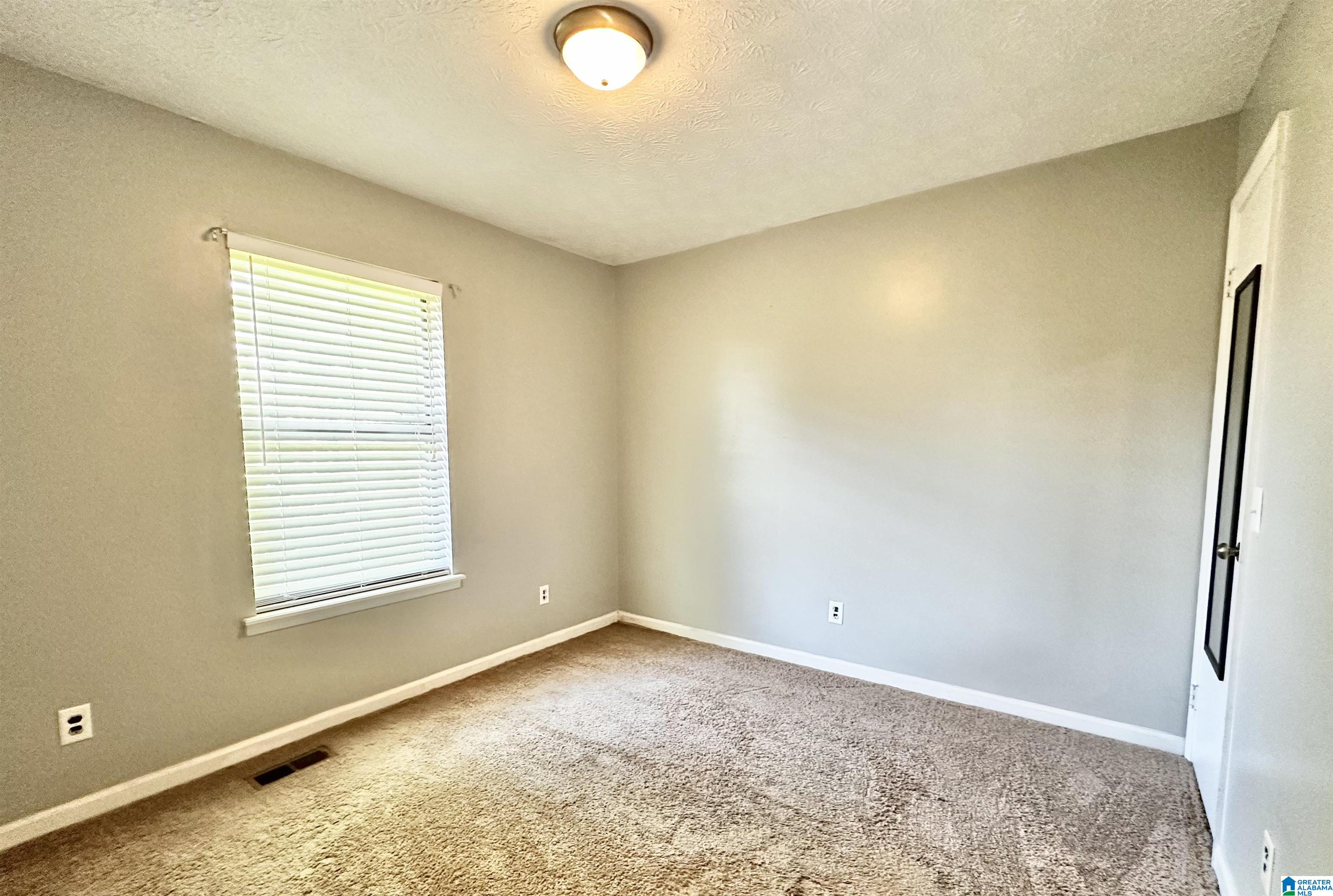1700 Roundhill Road Weaver, AL 36277 - Photo 6 of 12