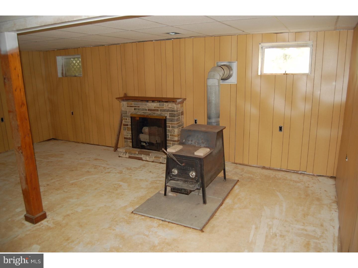 305 Reid Road Coatesville, PA 19320 - Photo 18 of 25 Gallery Image 18